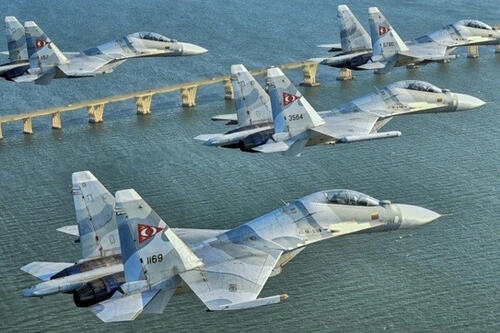 Quân đội Venezuela có gì để đề phòng kịch bản xấu với Mỹ?