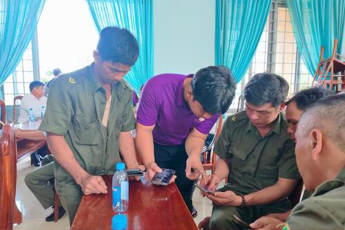 <a href="/cong-nghe" title="Công nghệ" rel="dofollow">Công nghệ</a>