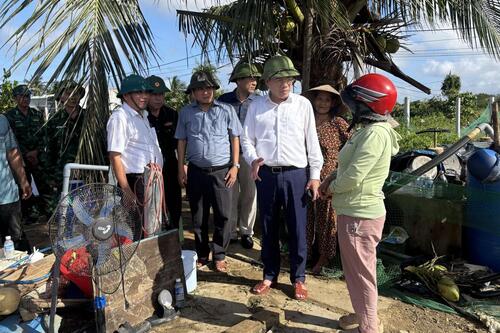 Chủ tịch UBND tỉnh Gia Lai trực tiếp kiểm tra, chỉ đạo khắc phục thiệt hại sau bão số 13