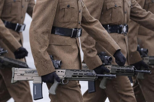 <a href="/thoi-su" title="Thời sự" rel="dofollow">Thời sự</a>