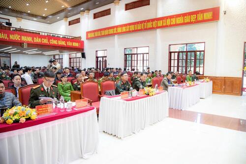 <a href="/cong-nghe" title="Công nghệ" rel="dofollow">Công nghệ</a>