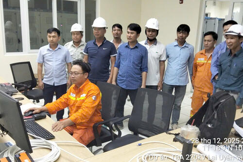 <a href="/nang-luong-xanh" title="Năng lượng xanh" rel="dofollow">Năng lượng xanh</a>