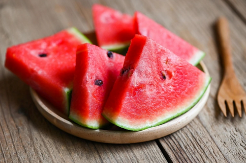 Ăn dưa hấu thường xuyên mang lại nhiều lợi ích cho sức khỏe