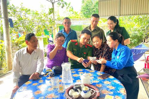 <a href="/phat-trien-ben-vung" title="Phát triển bền vững" rel="dofollow">Phát triển bền vững</a>