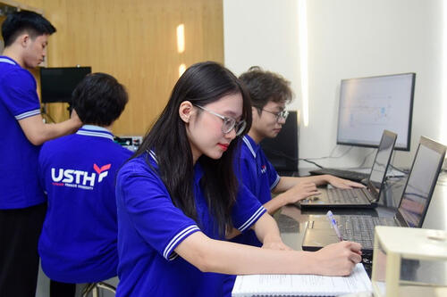 Đột phá khoa học và công nghệ: Động lực then chốt để phát triển đất nước