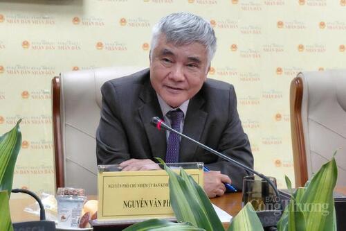 <a href="/thoi-su" title="Thời sự" rel="dofollow">Thời sự</a>