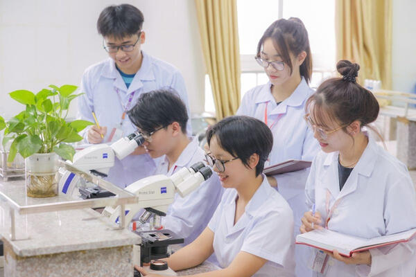 Kỳ vọng tạo sinh khí mới đào tạo tiến sĩ