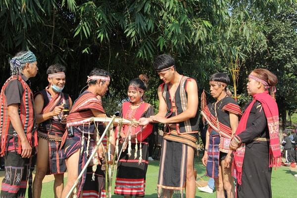 Làng Văn hóa - Du lịch các dân tộc Việt Nam tổ chức nhiều hoạt động “Chào năm mới 2026”