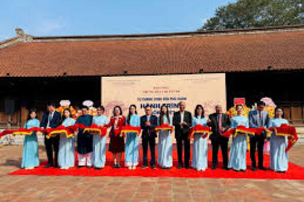 Từ Thăng Long đến Phú Xuân – Hành trình gốm Việt kết nối hai kinh đô