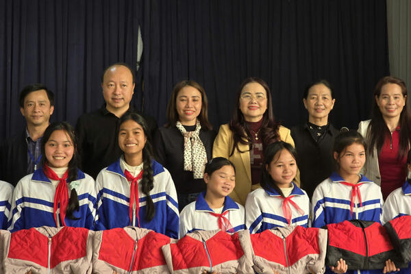 Mang 'đông ấm' đến với học sinh vùng cao Quảng Trị