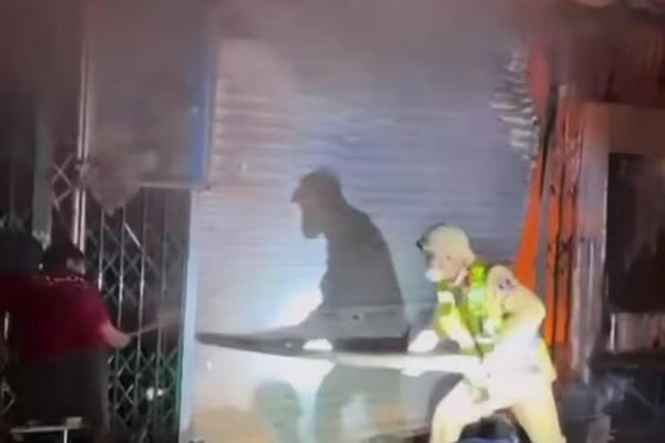 Bộ Công an gửi Thư khen vụ cứu 11 người dân thoát khỏi đám cháy khi đang ngủ say