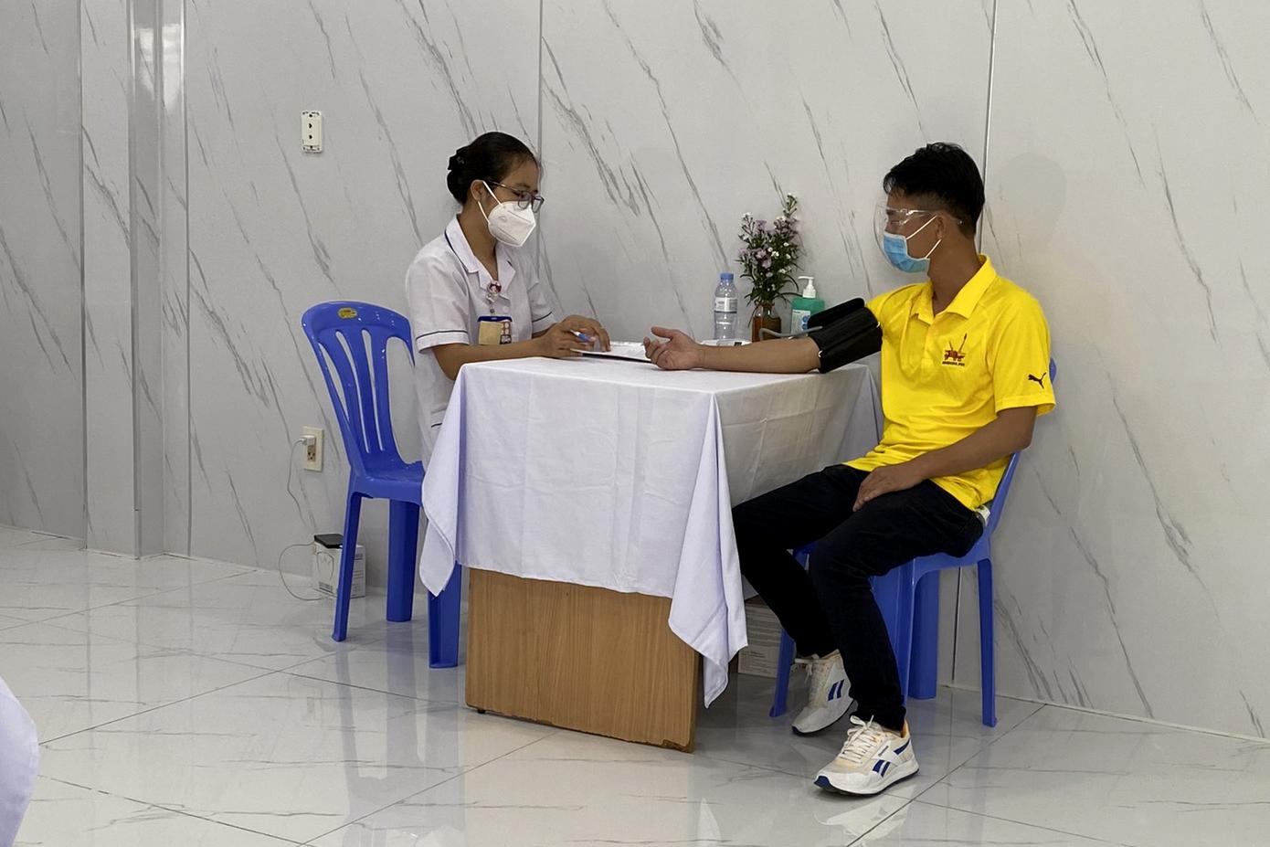 BIENDONG POC triển khai tiêm vắc-xin cho người lao động trên giàn Hải Thạch – Mộc Tinh