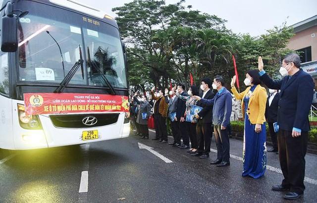 Hà Nội yêu cầu thông báo sớm mức thưởng Tết 2023 - Ảnh 1.