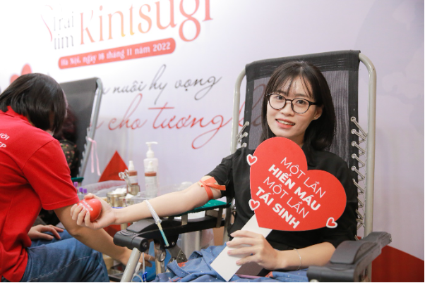 Menard Việt Nam: Hiến máu hàn gắn những trái tim - Ảnh 2.