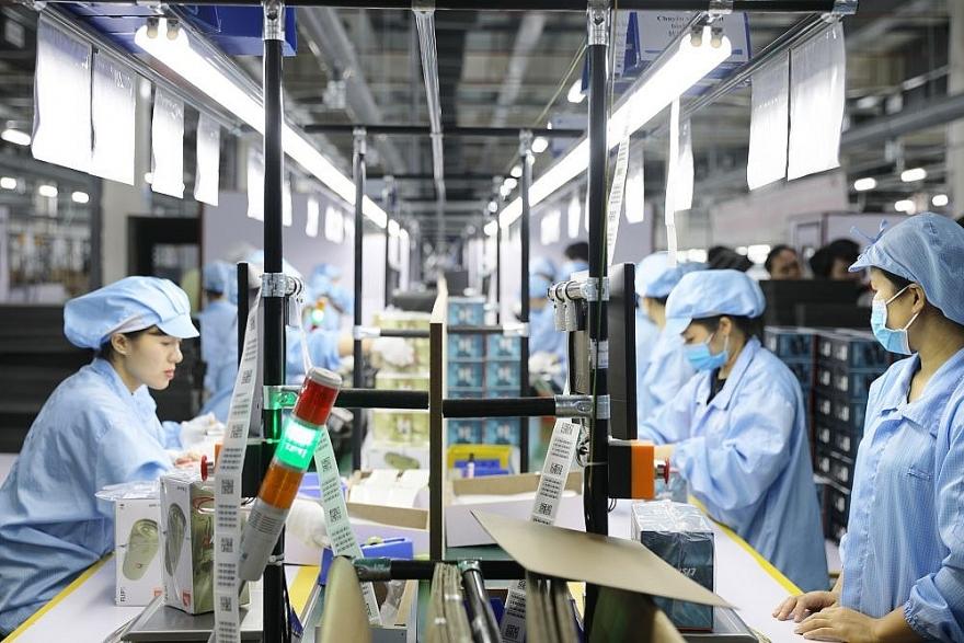 Nỗ lực duy trì động lực tăng trưởng kinh tế năm 2023 Năm 2022 dù còn nhiều còn khó khăn, nhưng Việt Nam vẫn là một điểm sáng phục hồi trong khu vực và thế giới.