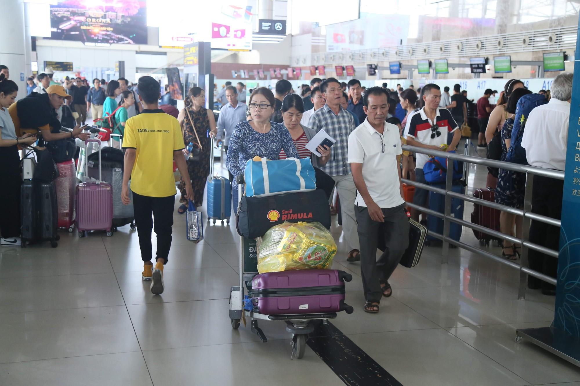 Vé máy bay Tết 2024: Hết thời săn giá rẻ - Ảnh 2.