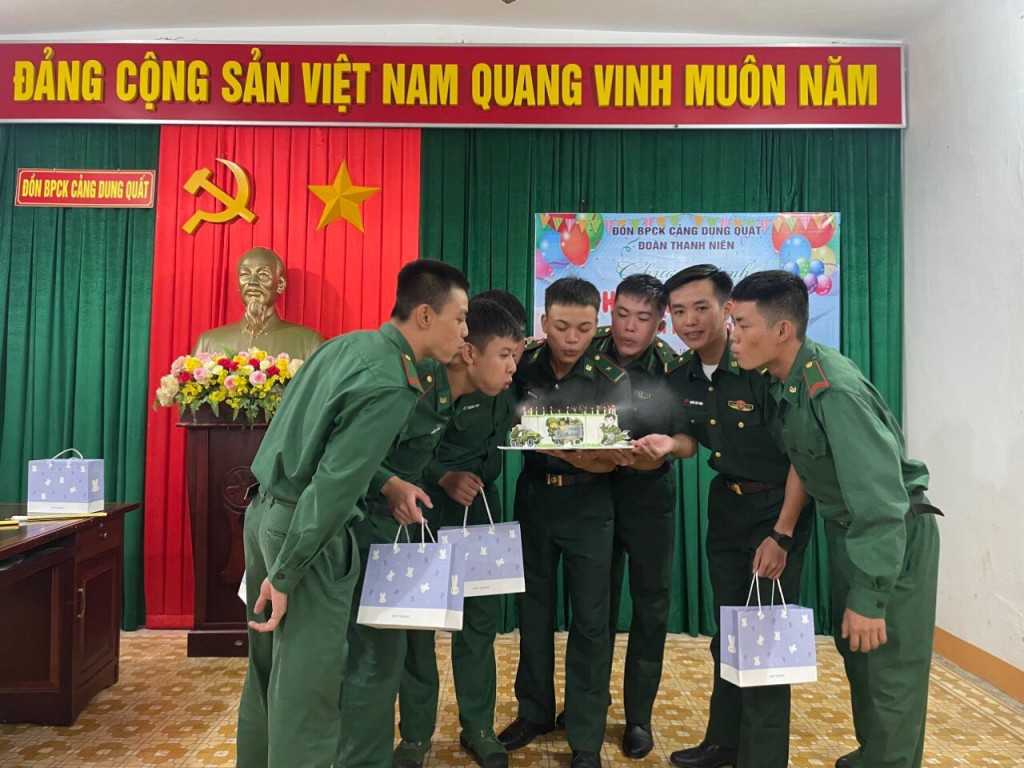 Sức trẻ Đồn Biên phòng cửa khẩu cảng Dung Quất