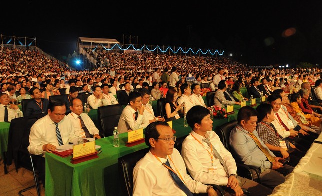 Chủ tịch nước: Hậu Giang đang trong thời kỳ vàng, hội tụ điều kiện thế mạnh tiềm năng - Ảnh 1.