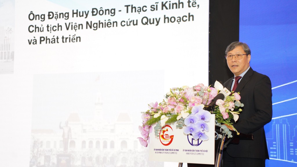 Ông Đặng Huy Đông, Thạc sĩ Kinh tế, Chủ tịch Viện Nghiên cứu Quy hoạch và Phát triển