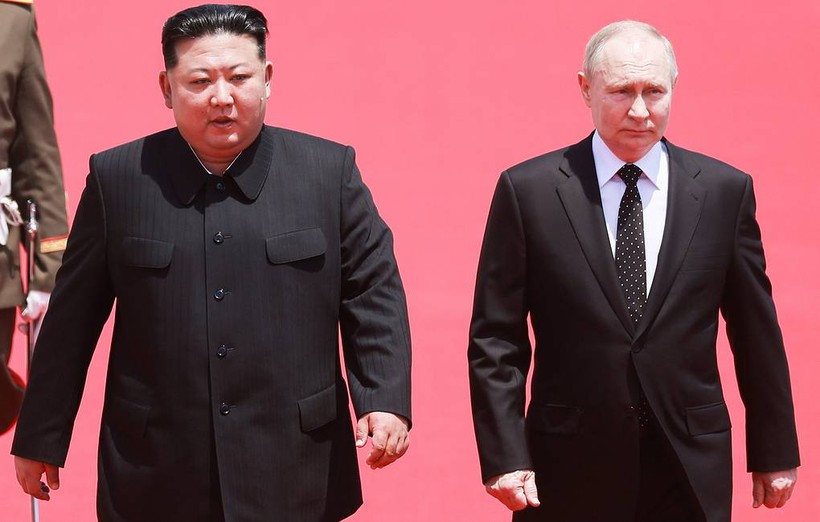 Nhà lãnh đạo Triều Tiên Kim Jong Un và Tổng thống Nga Vladimir Putin. (Ảnh: TASS)