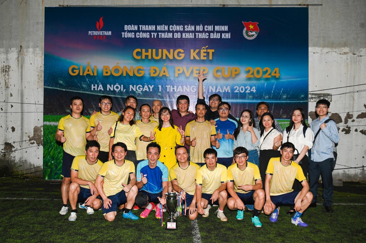 Bế mạc Giải bóng đá PVEP Cup 2024