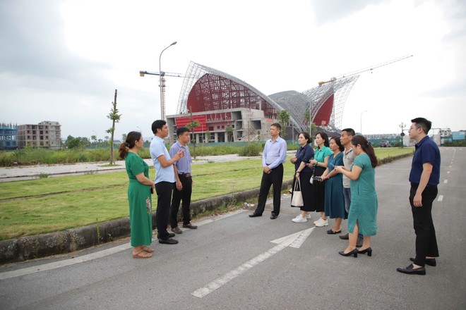 Đoàn Phóng viên của Bộ VHTTDL tổ chức đi thực tế tại các tỉnh Bắc Giang, Hải Dương và Quảng Ninh (ảnh: VH)