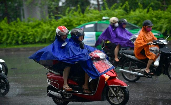 Thời tiết hôm nay 21/8: Bắc Bộ mưa vừa, mưa to, Nam Bộ ngày nắng, chiều tối mưa rào