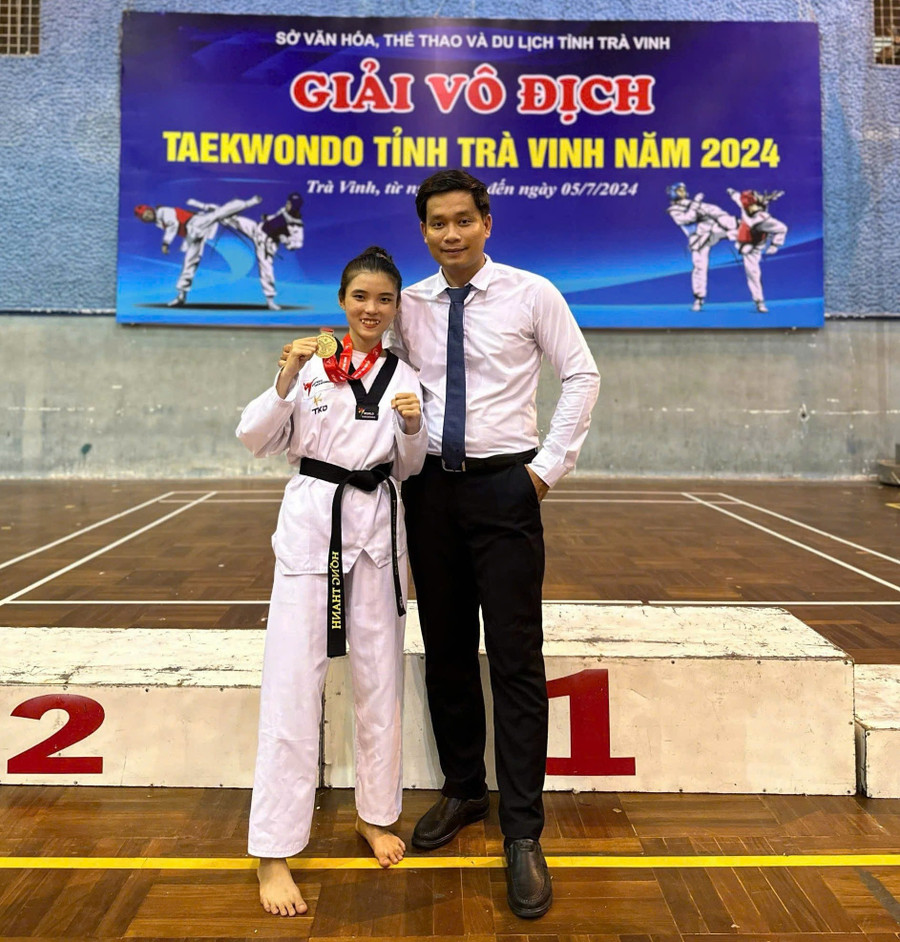 co-gai-vang-taekwondo-3-9622.jpg