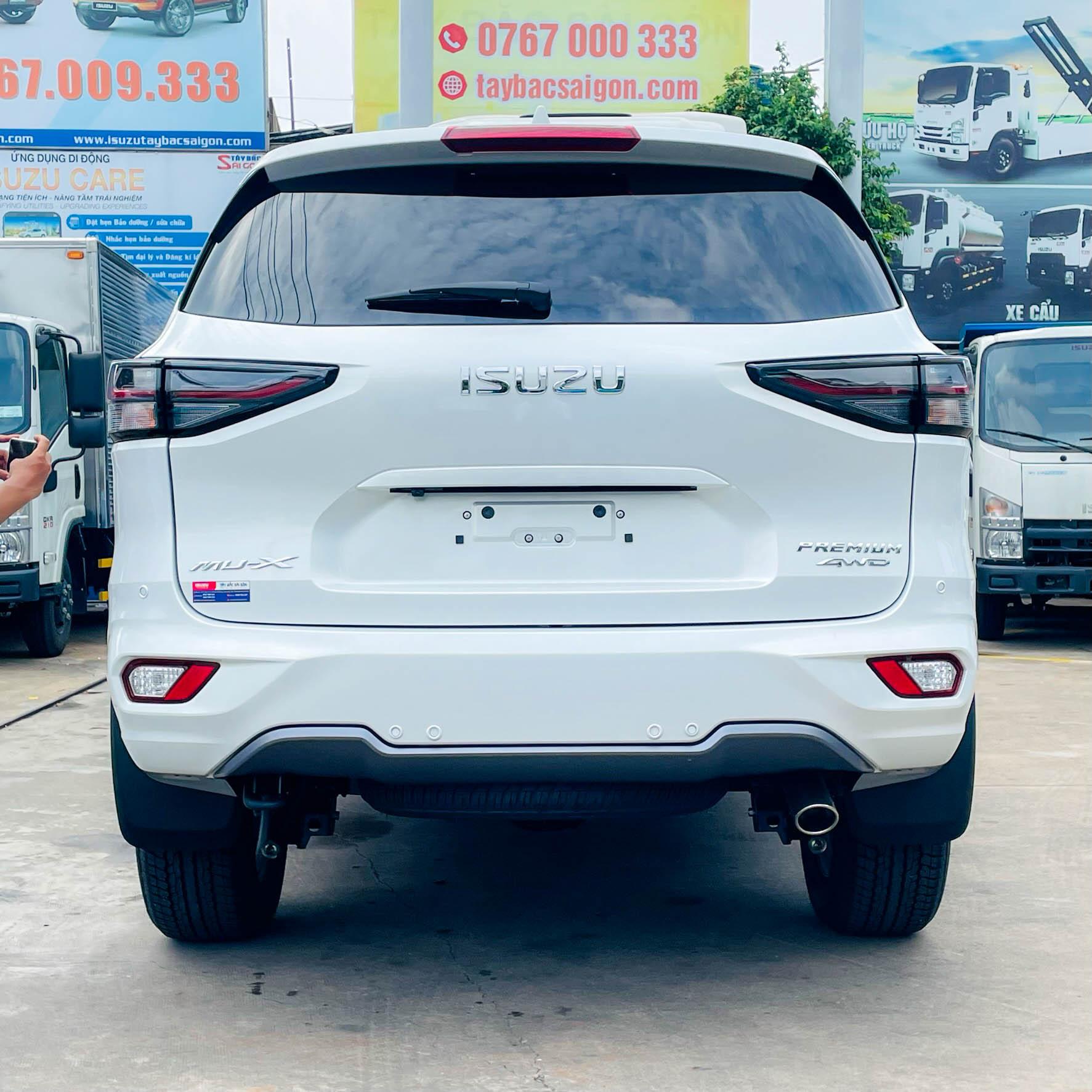 Isuzu mu-X lại xả kho: Giá giảm 240 triệu đồng, khởi điểm từ 1,01 tỷ, ngang Tucson, Sportage bản cao- Ảnh 5. Isuzu mu-X lại xả kho: Giá giảm 240 triệu đồng, khởi điểm từ 1,01 tỷ, ngang Tucson, Sportage bản cao- Ảnh 5.