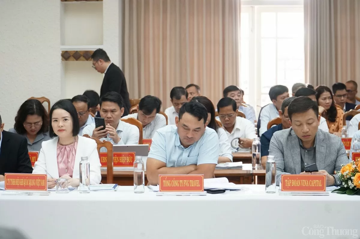 Các đại biểu tham dự Hội nghị