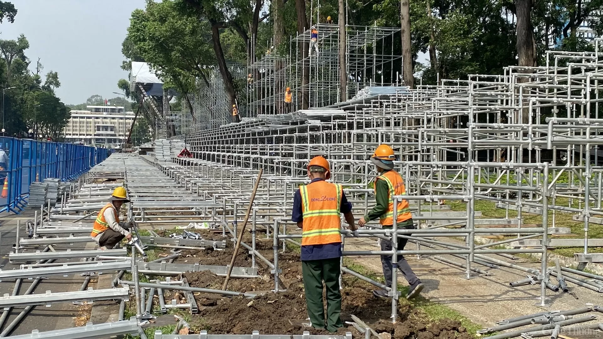 Gấp rút chuẩn bị cho 50 năm Ngày giải phóng miền Nam, thống nhất đất nước Gấp rút chuẩn bị cho 50 năm Ngày giải phóng miền Nam, thống nhất đất nước