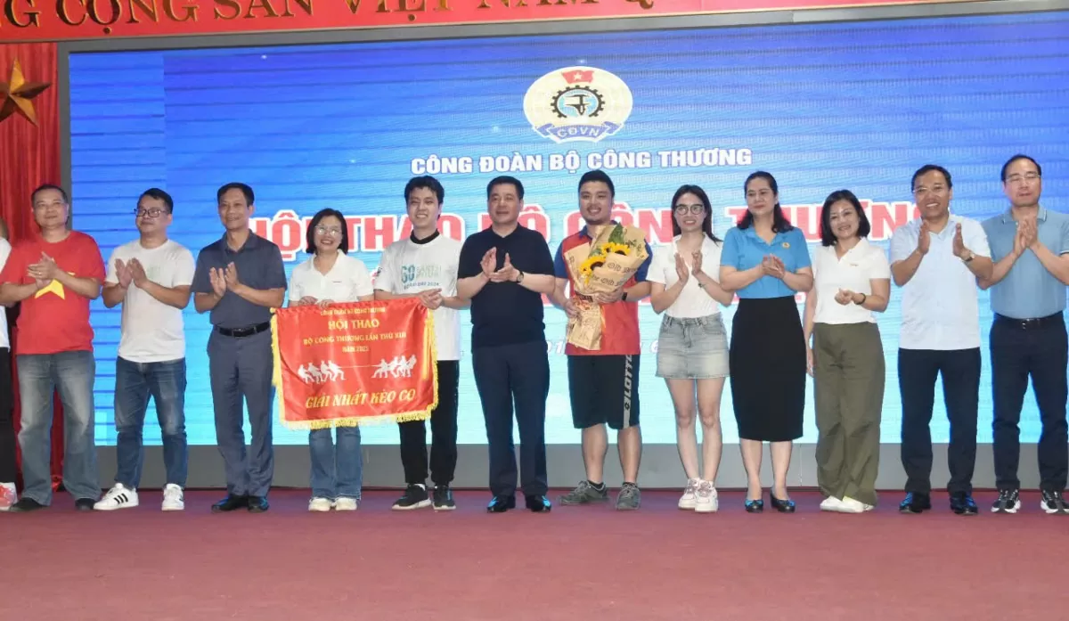 Bộ trưởng Nguyễn Hồng Diên: Hội thao là dịp để mỗi cá nhân, tập thể gắn bó hơn, đoàn kết hơn