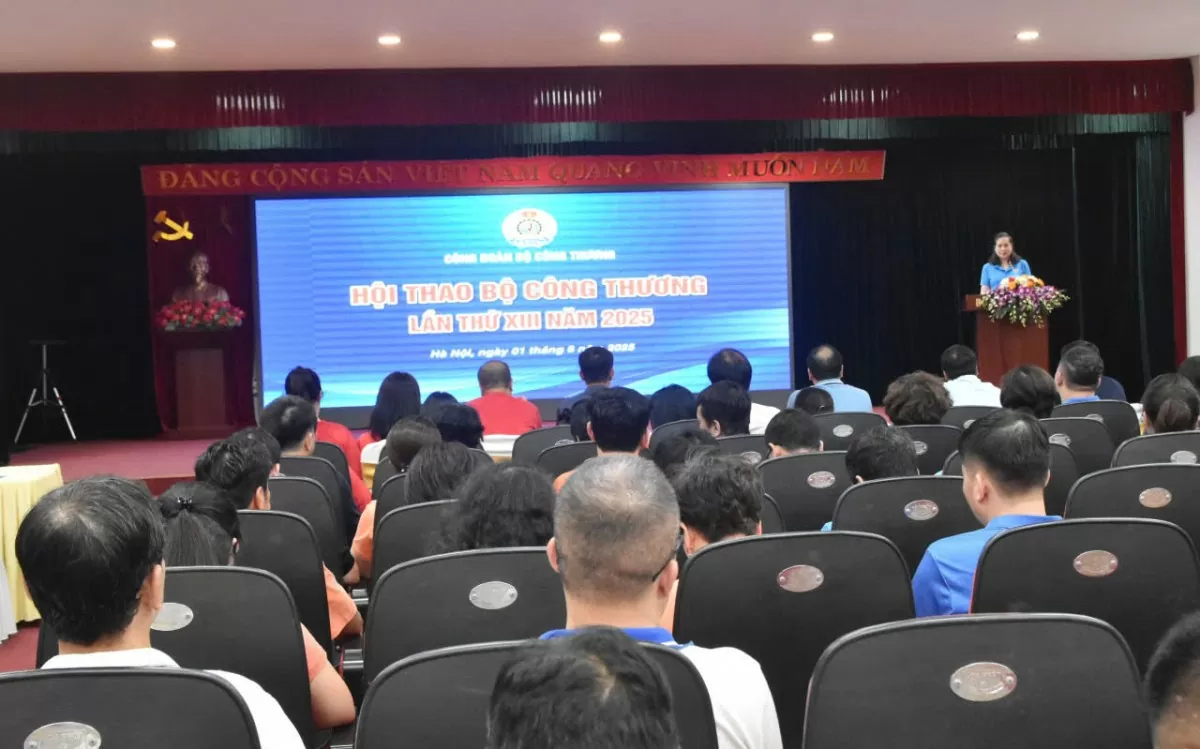 Bộ trưởng Nguyễn Hồng Diên: Hội thao là dịp để mỗi cá nhân, tập thể gắn bó hơn, đoàn kết hơn