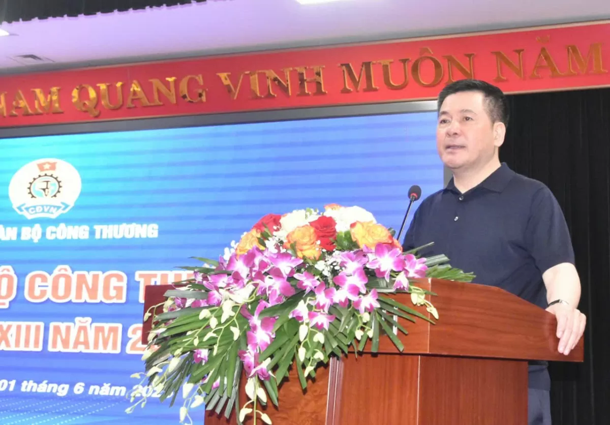 Bộ trưởng Nguyễn Hồng Diên: Hội thao là dịp để mỗi cá nhân, tập thể gắn bó hơn, đoàn kết hơn