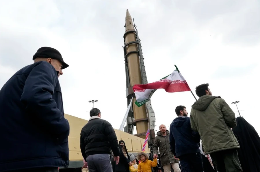 Tên lửa đạn đạo của Iran.