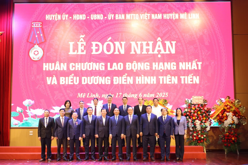 Chúc mừng Đảng bộ, chính quyền và Nhân dân huyện Mê Linh Chúc mừng Đảng bộ, chính quyền và Nhân dân huyện Mê Linh