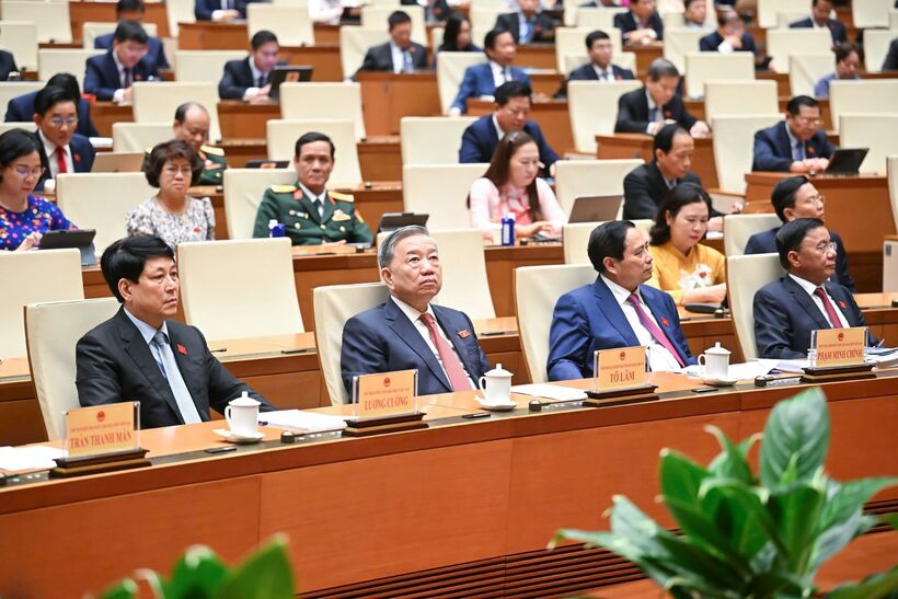 Tổng Bí thư Tô Lâm cùng các đồng chí lãnh đạo Đảng, Nhà nước dự phiên bế mạc. Ảnh: VPQH