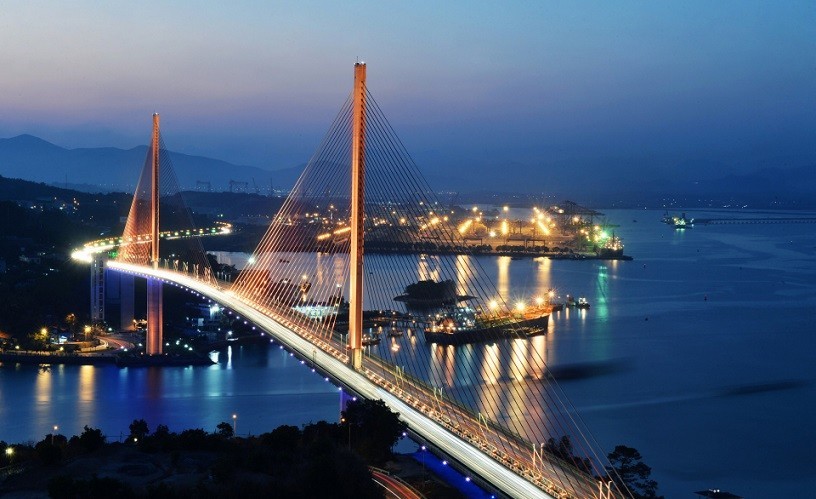 Ngành công nghiệp chế biến, chế tạo tiếp tục duy trì tốc độ tăng trưởng cao trong 6 tháng đầu năm 2025.