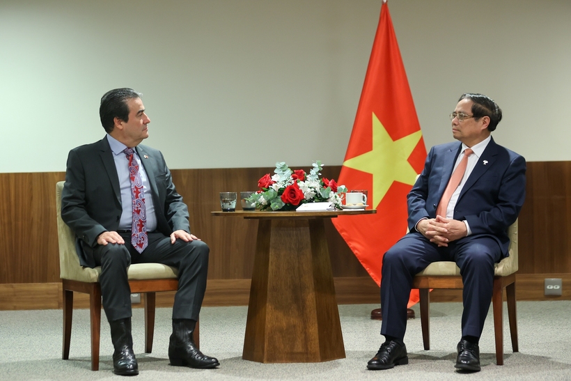 Thủ tướng Phạm Minh Chính mong muốn, Alterosa MK sẽ là cầu nối kết nối hợp tác, làm sâu sắc hơn nữa quan hệ song phương giữa hai nước trong những lĩnh vực công nghệ cao. Ảnh: VGP/Nhật Bắc