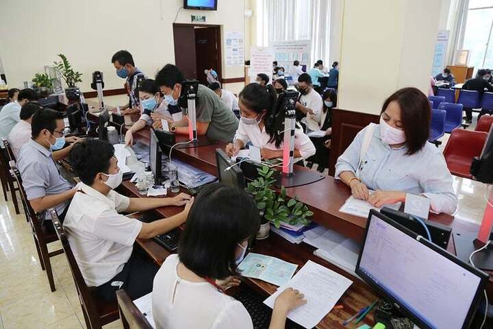 Lãnh đạo doanh nghiệp Nhà nước có thể nhận được mức lương tối đa lên tới 320 triệu đồng/tháng nếu doanh nghiệp đạt lợi nhuận 27.500 tỷ đồng. Ảnh minh hoạ