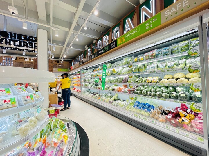 Các mặt hàng nông sản đòi hỏi khâu vận chuyển cẩn thận để đảm bảo chất lượng đến tay người tiêu dùng. Ảnh: Minh Khuê.