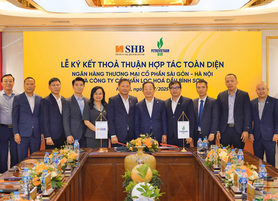 Toàn cảnh lễ ký kết thỏa thuận hợp tác toàn diện giữa Ngân hàng SHB và CTCP Lọc hóa dầu Bình Sơn anh-1-shb.jpg