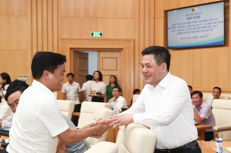 Bộ trưởng Nguyễn Hồng Diên giao 5 nhiệm vụ để Công Thương địa phương vận hành hiệu quả mô hình hai cấp - 7