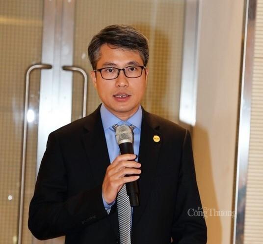 Ông Vũ Anh Sơn - Tham tán thương mại, Thương vụ Việt Nam tại Pháp