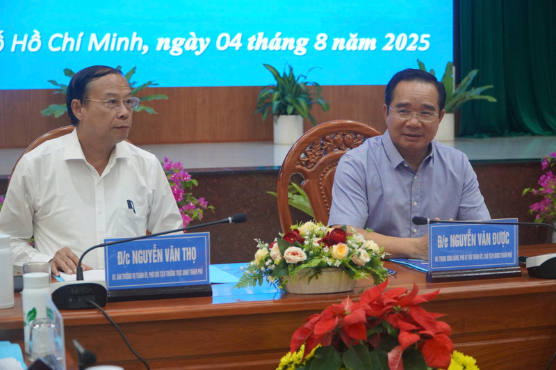 Chủ tịch UBND TP. Hồ Chí Minh Nguyễn Văn Được, Phó Chủ tịch Thường trực TP. Hồ Chí Minh Nguyễn Văn Thọ chủ trì buổi làm việc. Ảnh: Ngân Ngọc
