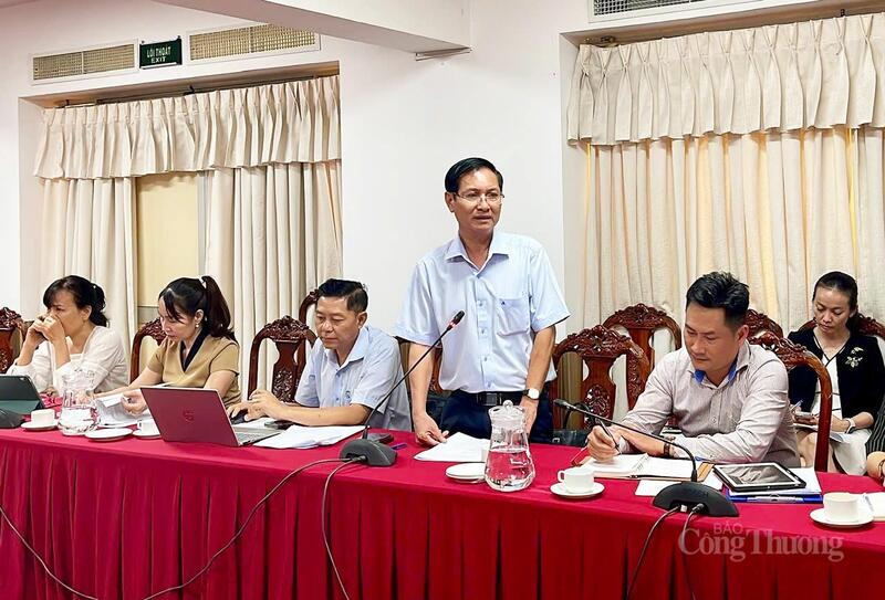 Ông Nguyễn Thanh Sử, Phó Giám đốc Sở Công Thương TP. Cần Thơ góp ý tại buổi làm việc