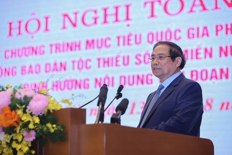 Thủ tướng yêu cầu hội nghị tập trung thảo luận đánh giá khách quan những kết quả đạt được, những hạn chế, khó khăn; đặc biệt nêu ra bài học kinh nghiệm, đề xuất giải pháp để việc thực hiện Chương trình thời gian tới hiệu quả hơn - Ảnh: VGP/Nhật Bắc