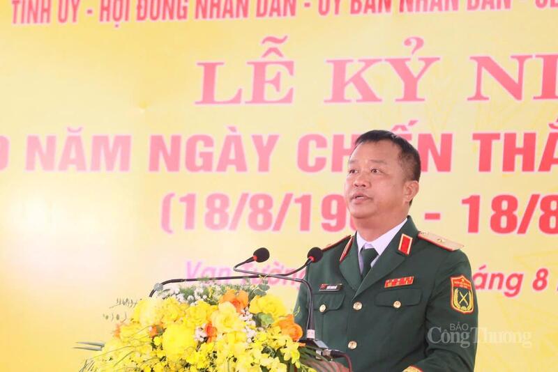 Thiếu tướng Trần Thanh Hải, Phó Tư lệnh Quân khu 5 phát biểu tại lễ kỉ niệm