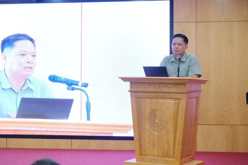 Ông Nguyễn Tư Long, Phó Vụ trưởng Vụ Công chức - Viên chức. Ảnh: Lê An