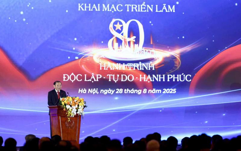 Triển lãm có chủ đề 80 năm hành trình Độc lập - Tự do - Hạnh phúc. Ảnh: Nam Nguyễn